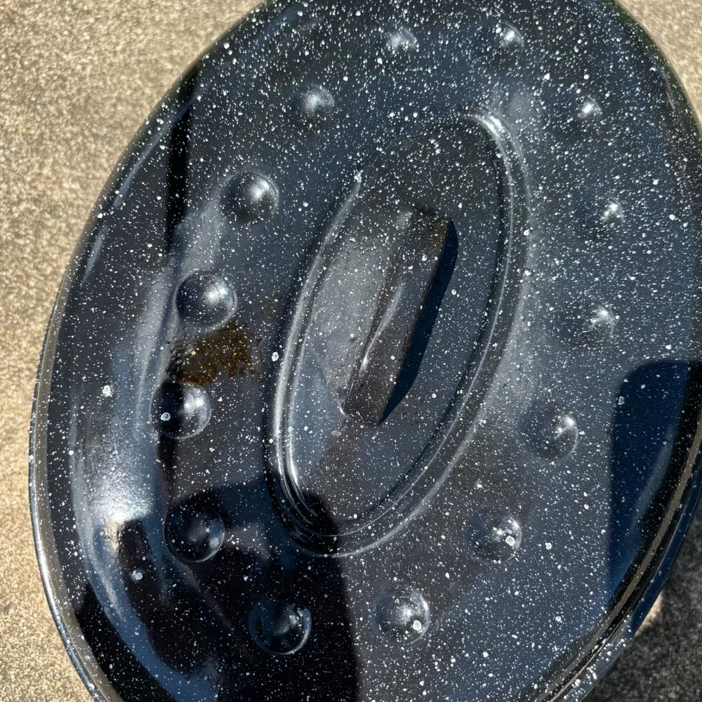 Vintage Black Speckled Enamelware Oval Roasting Pan with Lid 15 Inch Roaster